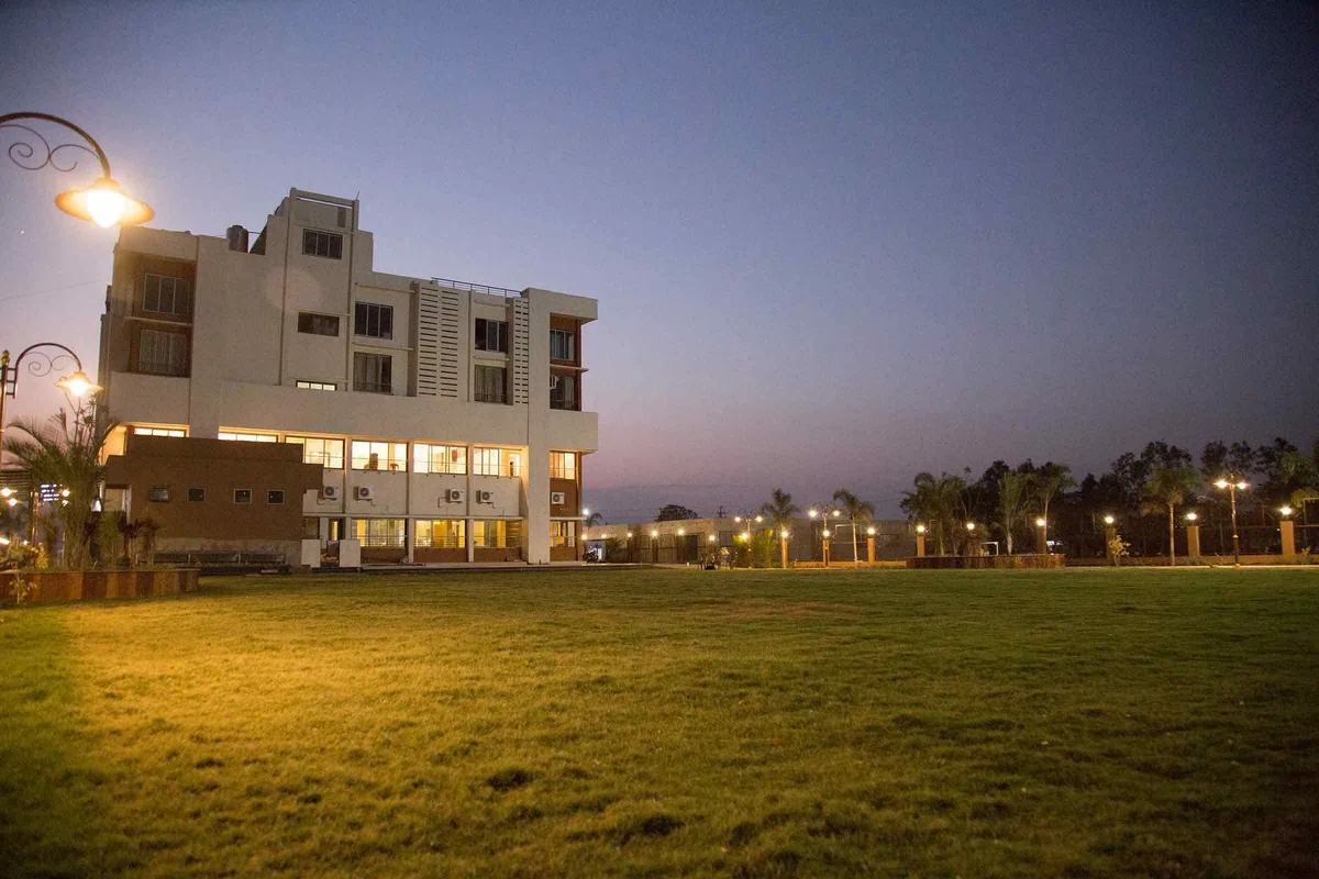 Swaranjali Hotels and Lawns