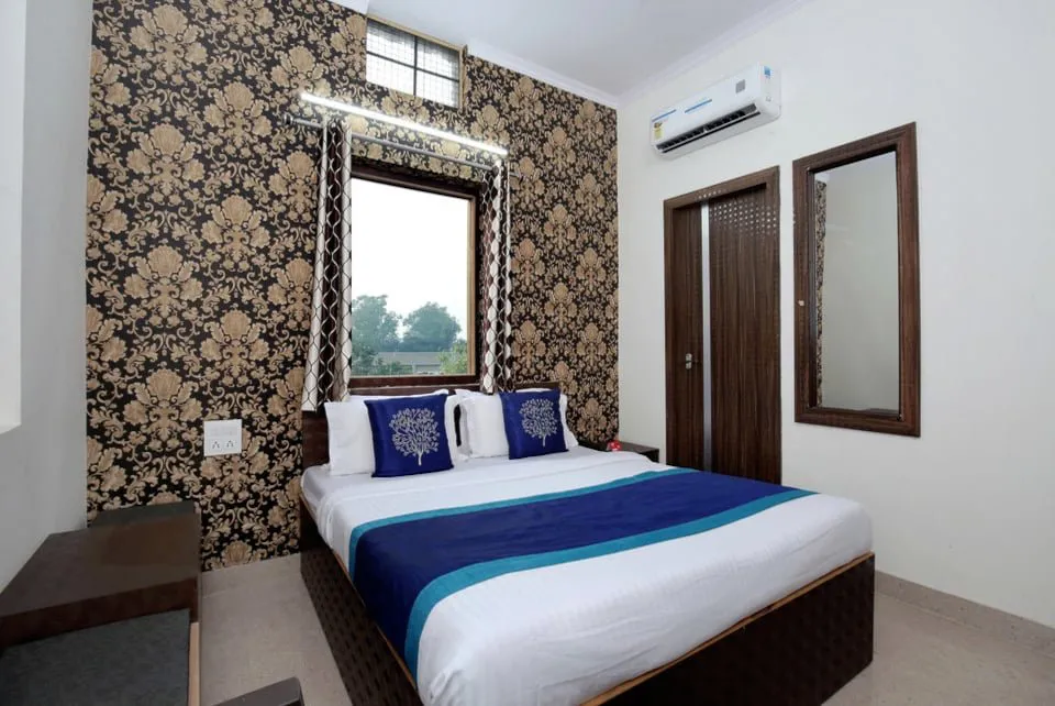 OYO 10075 Hotel Kaydee