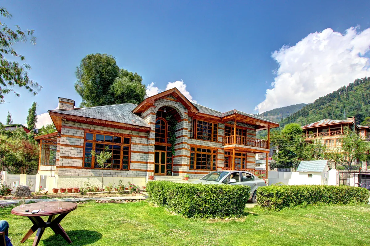 Snow Bliss Manali