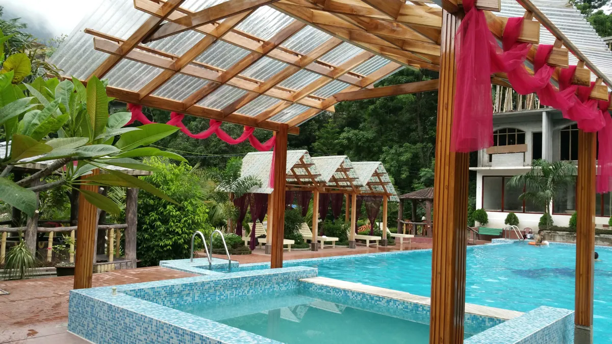 Sundar Hotel & Resort