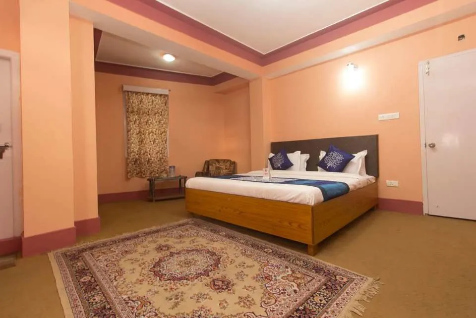 OYO 10586 Hotel Tulip Residency